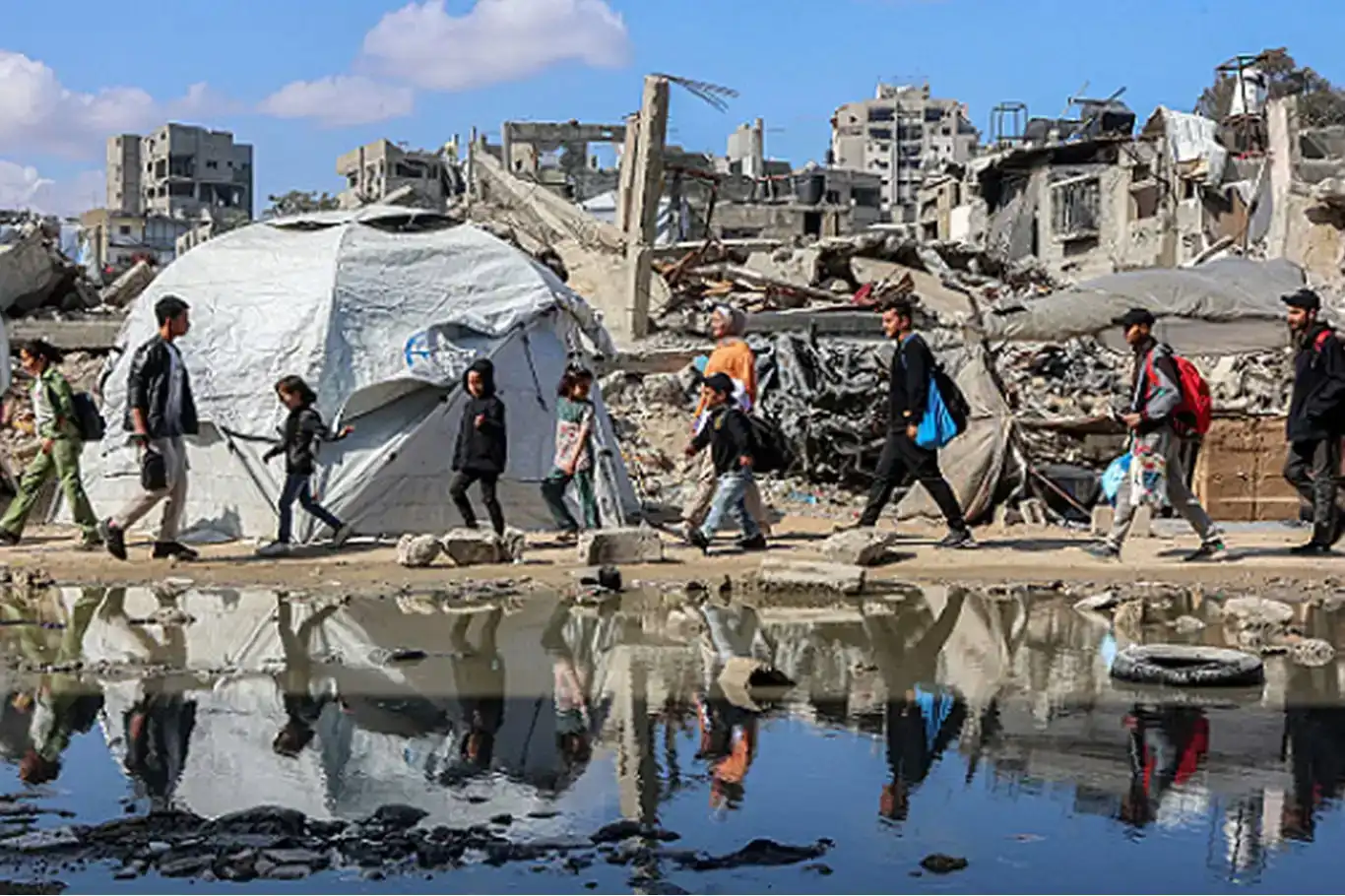 غزة على أعتاب شتاء قاسٍ..الدفاع المدني يحذر من كارثة إنسانية وشيكة