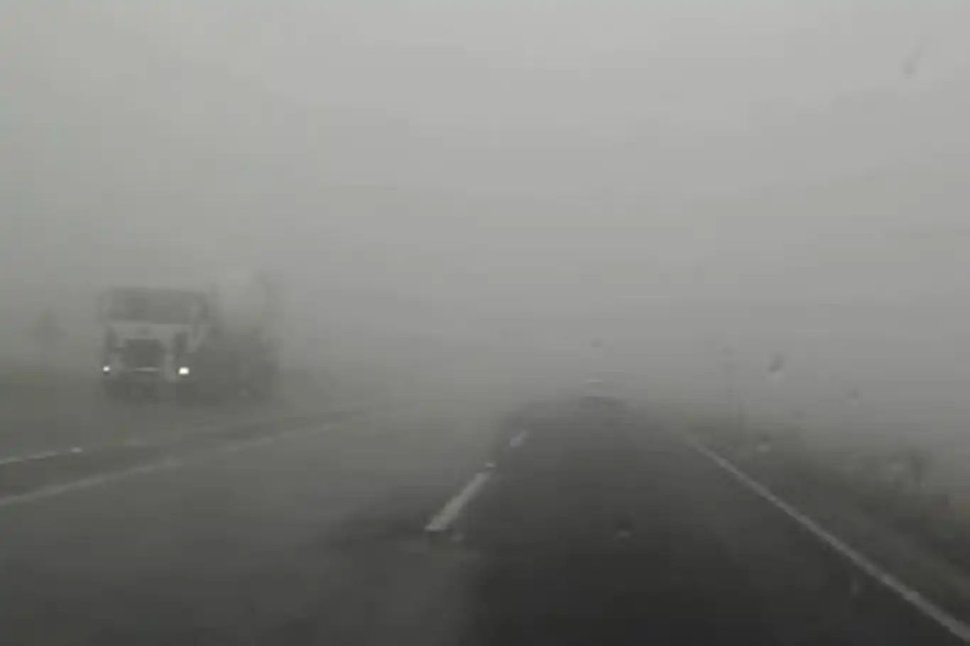 Malatya'da yoğun sis ulaşımı olumsuz etkiledi