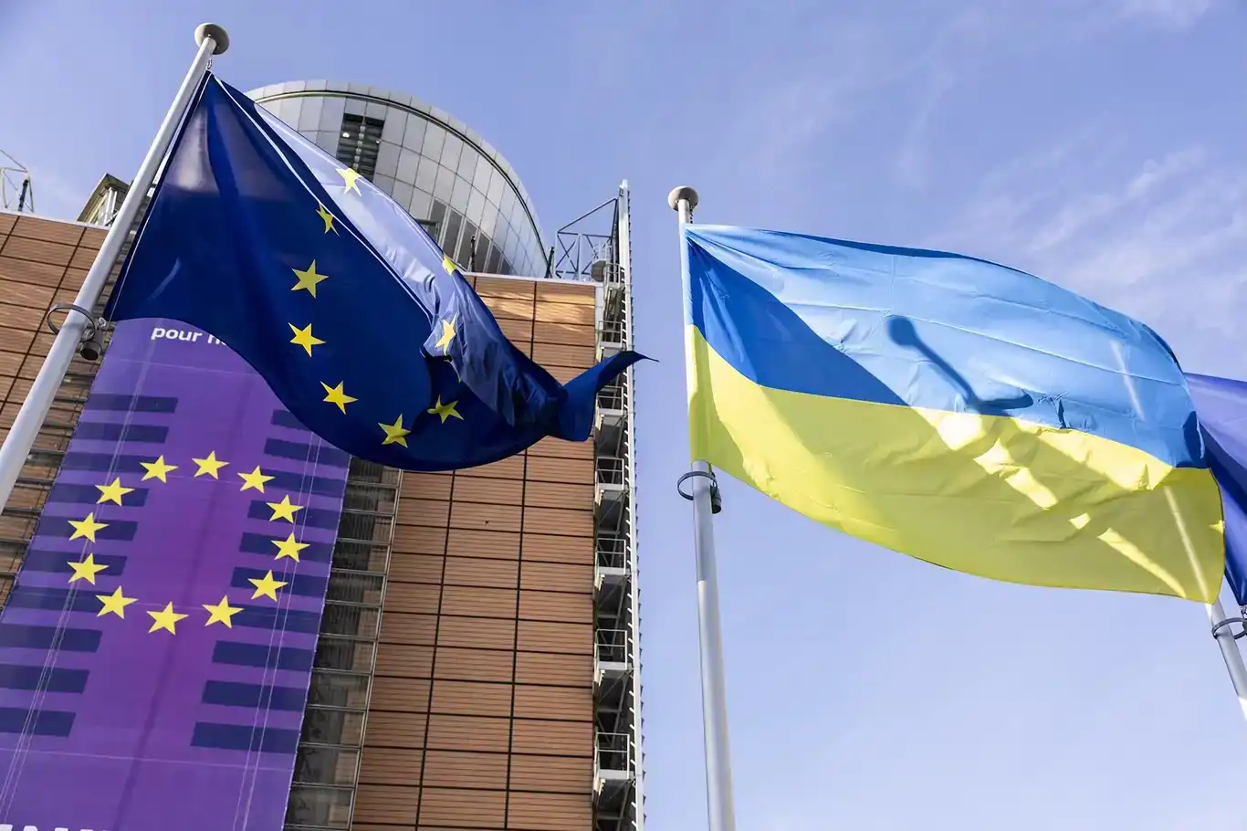 الاتحاد الأوروبي و11 دولة داعمة لأوكرانيا يصدرون بيانًا مشتركًا بشأن خطة السلام الأميركية