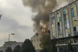 Güngören'de tekstil firmasında yangın