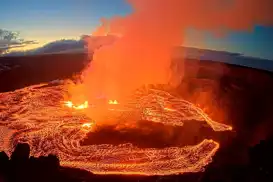Hawaii'deki Kilauea Yanardağı yeniden faaliyete geçti