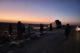 برخورد دو خودرو در افغانستان ۱۰ کشته و ۱۰ زخمی برجای گذاشت