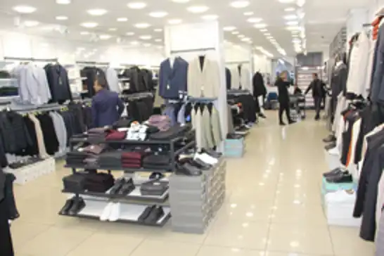 Giyimci esnafı soğuk hava bekleyişinde: Kış gelmedi, satışlar durdu