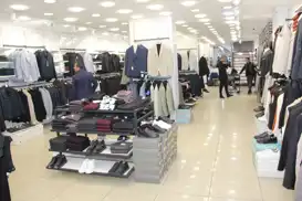 Giyimci esnafı soğuk hava bekleyişinde: Kış gelmedi, satışlar durdu