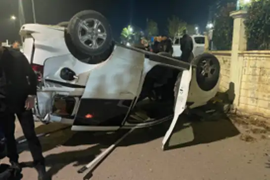 Batman'da hafif ticari taksi ile cip çarpıştı: 2 yaralı