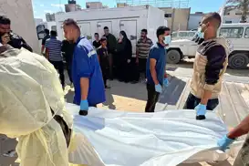 وەزارەتی تەندروستی غەززە: لە ڕێگەی خاچی سوورەوە تەرمی ١٥ شەهیدی دیکەی وەرگرت