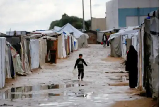 الأونروا: آلاف النازحين في غزة بلا مأوى ويواجهون موجة برد قاسية