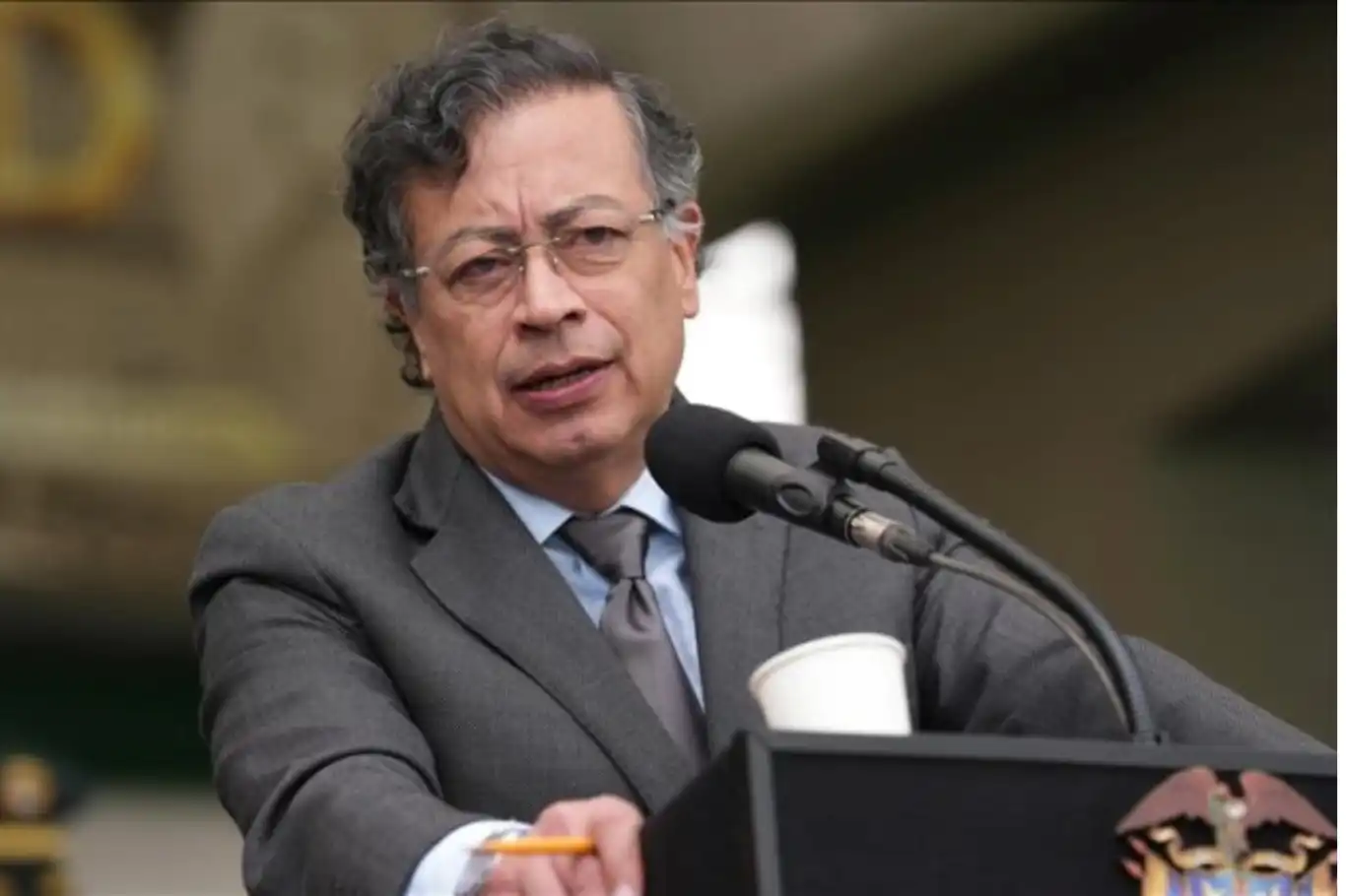 بيترو: ضغوط ترامب على فنزويلا سببها النفط لا الديمقراطية