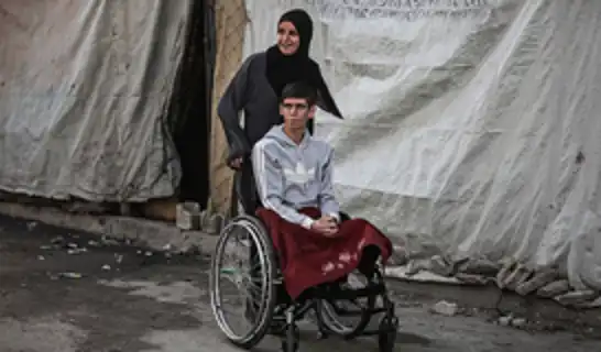 الصحة العالمية تعلن إجلاء 33 مريضاً من غزة إلى الأردن