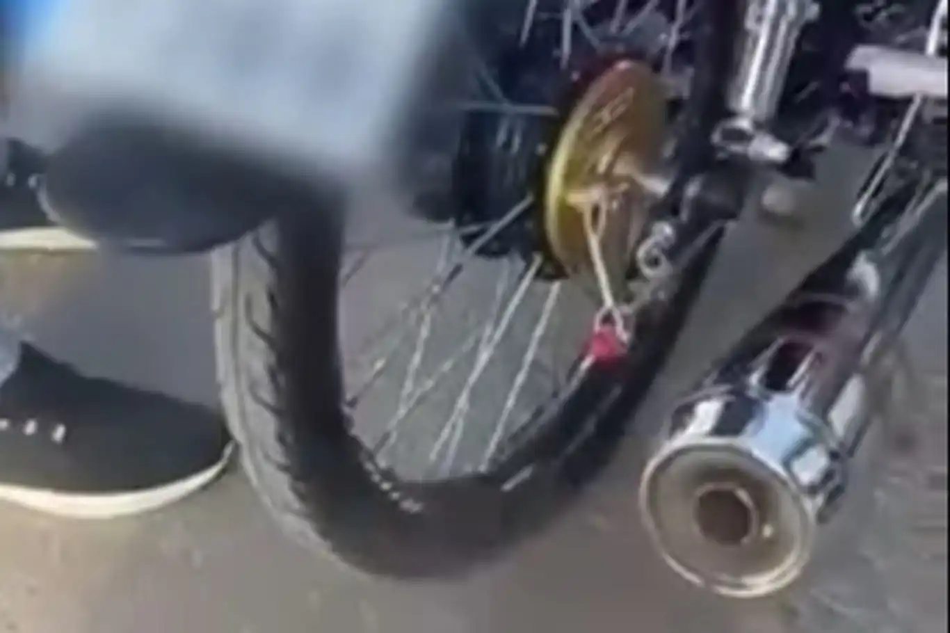 Batman'da abartı egzoz denetimi: 5 sürücüye 104 bin TL ceza kesildi