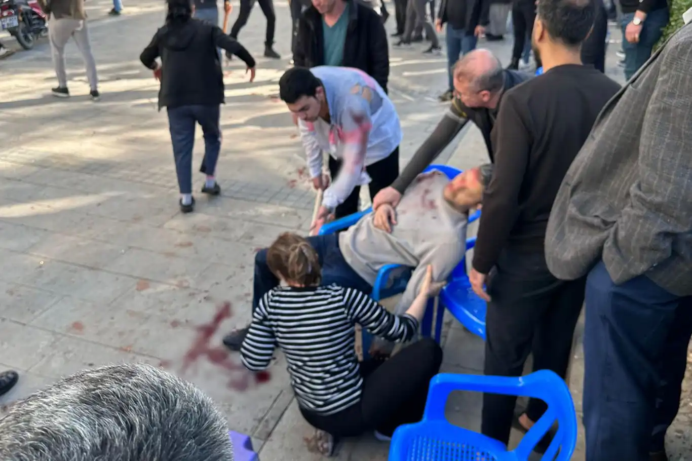 Mardin'de iki esnaf arasında kavga: 1 ölü 3 yaralı 