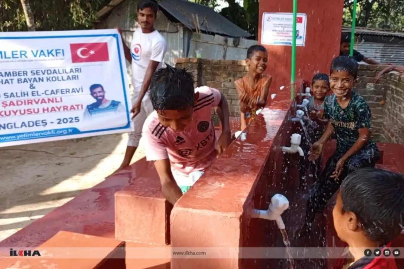 وقف الأيتام ينفّذ وصية الصحفي صالح الجعفراوي بافتتاح بئر ماء في بنغلاديش