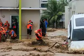 Endonezya'da sel felaketi: 49 ölü, onlarca kayıp