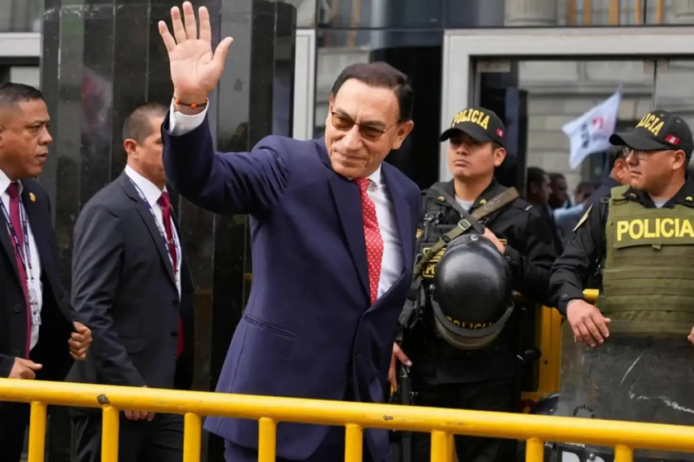 Eski Peru Devlet Başkanı Vizcarra'ya hapis cezası