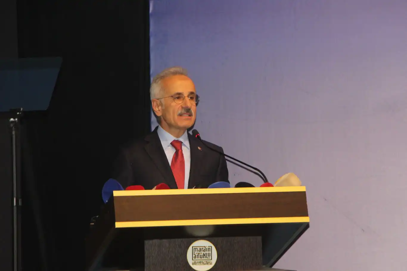 Bakan Uraloğlu: Şanlıurfa-Mardin Hızlı Demiryolu Projesi ile Mardin Lojistik Merkezi'nin yapımına başlamayı planlıyoruz