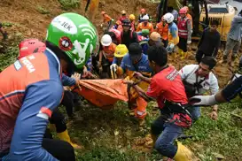 Endonezya’daki sel ve heyelanlarda ölenlerin sayısı 174’e yükseldi