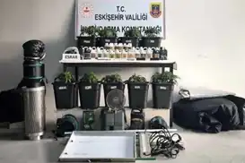 Eskişehir'de uyuşturucu operasyonu: 3 gözaltı