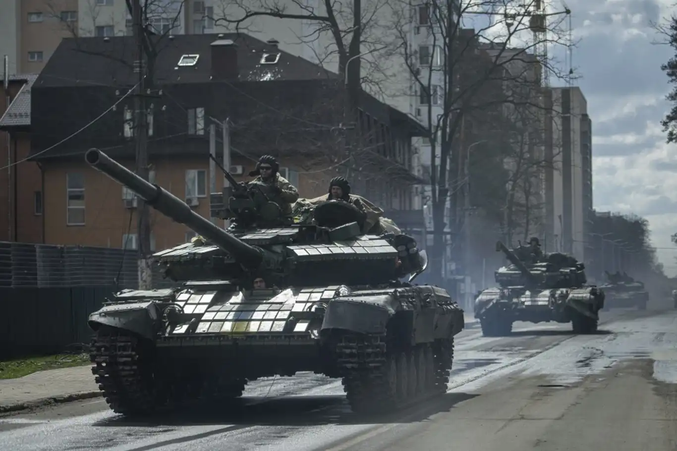 Rus ordusu Rus ordusu ilerleyişini sürdürüyor