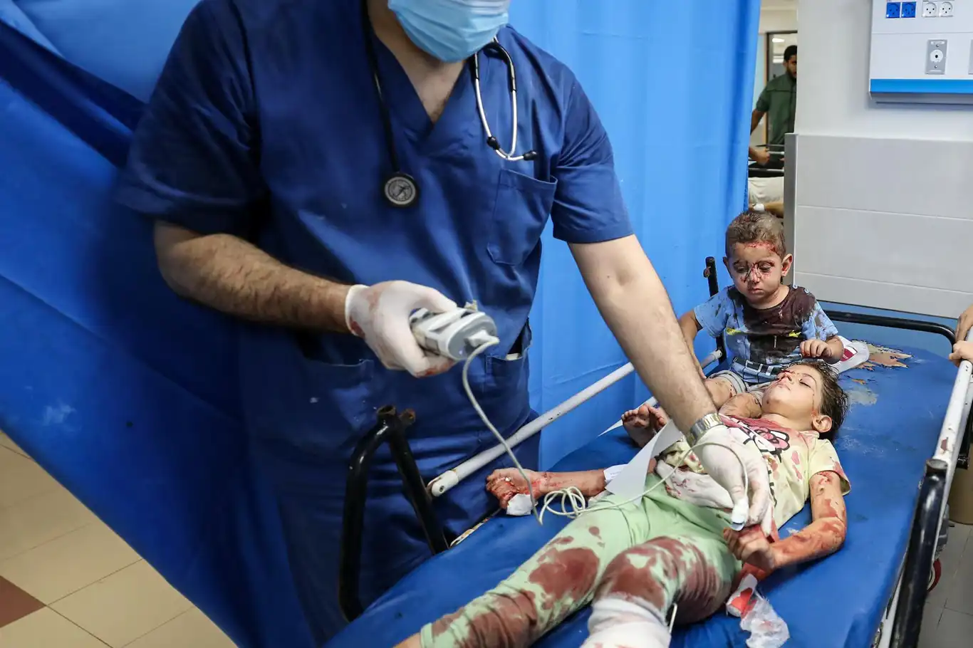 Han Yunus'ta işgalciler iki kardeşi katletti