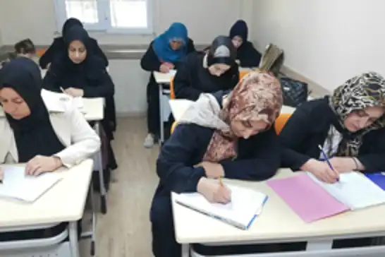 Batman'da okuma yazma kurslarına yoğun ilgi