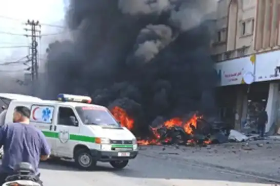 شهيدان و7 جرحى في غارتين للاحتلال على جنوب لبنان