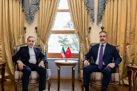 Dışişleri Bakanı Fidan, İran'da mevkidaşı Arakçi ile bir araya geldi