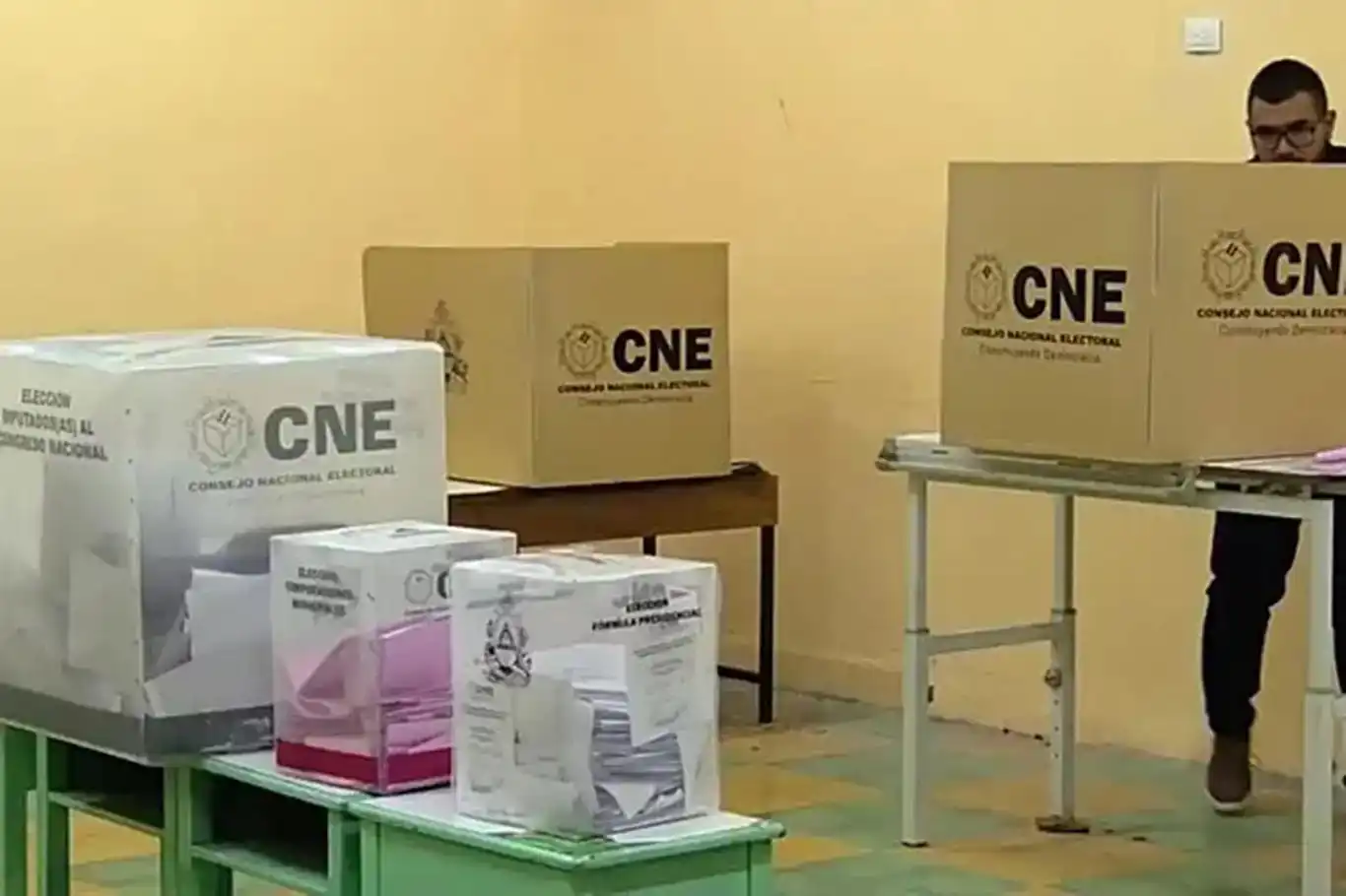 هندوراس تتجه إلى صناديق الاقتراع لانتخاب رئيس جديد للبلاد