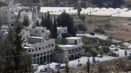 الاحتلال يخطط لبناء عمارات استيطانية مكان سوق الخضار القديم جنوبي الخليل