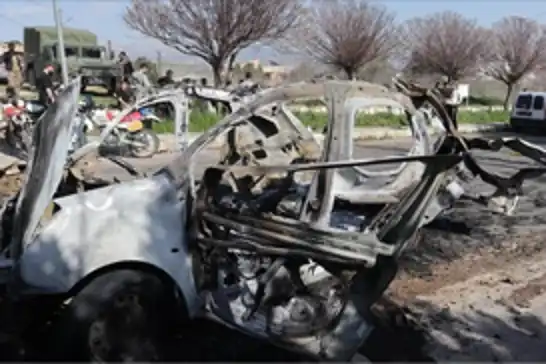 Îşxalkeran li Lubnanê wesayîtek bombebar kirin: Şehîdek