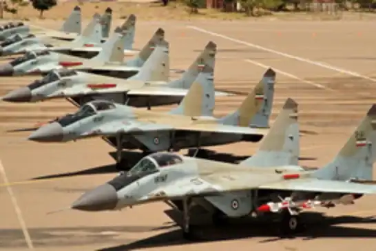 إيران تعزز قوتها الجوية استعداداً لاحتمال اندلاع حرب