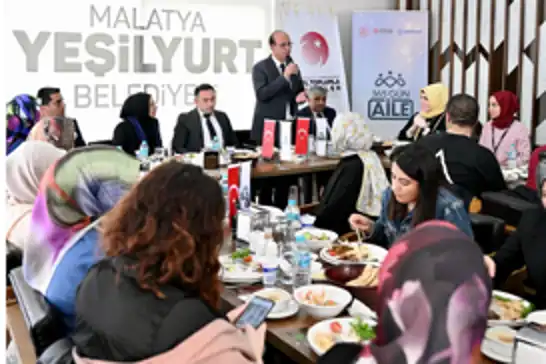 Yeşilyurt Belediyesi'nin ev sahipliği yaptığı 'Aile Mentörlüğü' eğitim programı tamamlandı