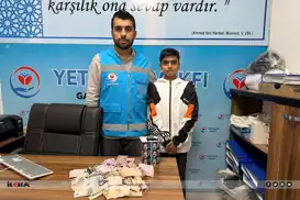 طفل في غازي عنتاب يتبرع بمدخراته لصالح غزة