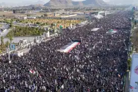 في ذكرى جلاء الاستعمار البريطاني..ملايين اليمنيين في شوارع صنعاء يؤكدون دعمهم لفلسطين وسوريا ولبنان