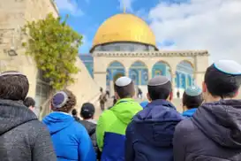 Siyonist işgalciler, Mescid-i Aksa baskınlarına devam ediyor