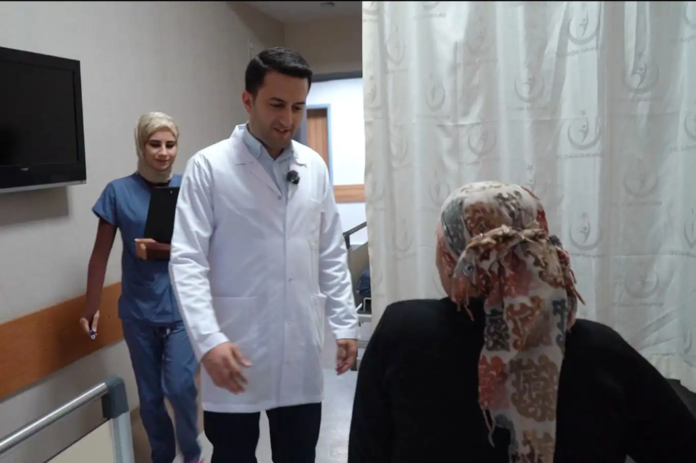 Batman'da kompleks fıtık vakası yenilikçi cerrahi yöntemle çözüldü