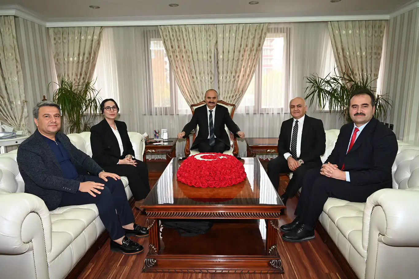 Batman'da sera organize tarım bölgesi için kritik ziyaret