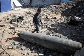 Gazze'de çocuklar ölümcül tehlikenin ortasında: Savaş kalıntıları her yerde