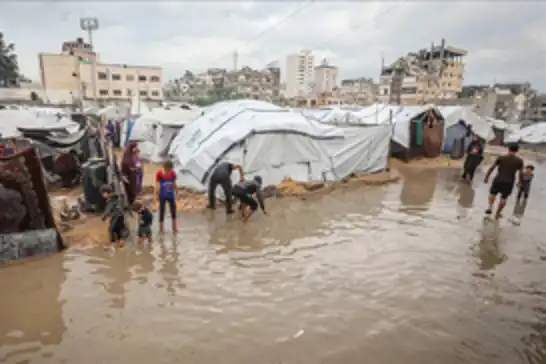 UNRWA: Gazze'de çadırlar sular altında, hastalık riski artıyor