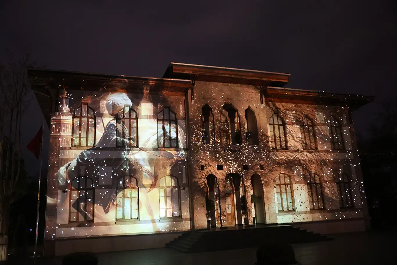 Konya’da Şeb-i Arus etkinlikleri için "video mapping" gösterisi yapıldı