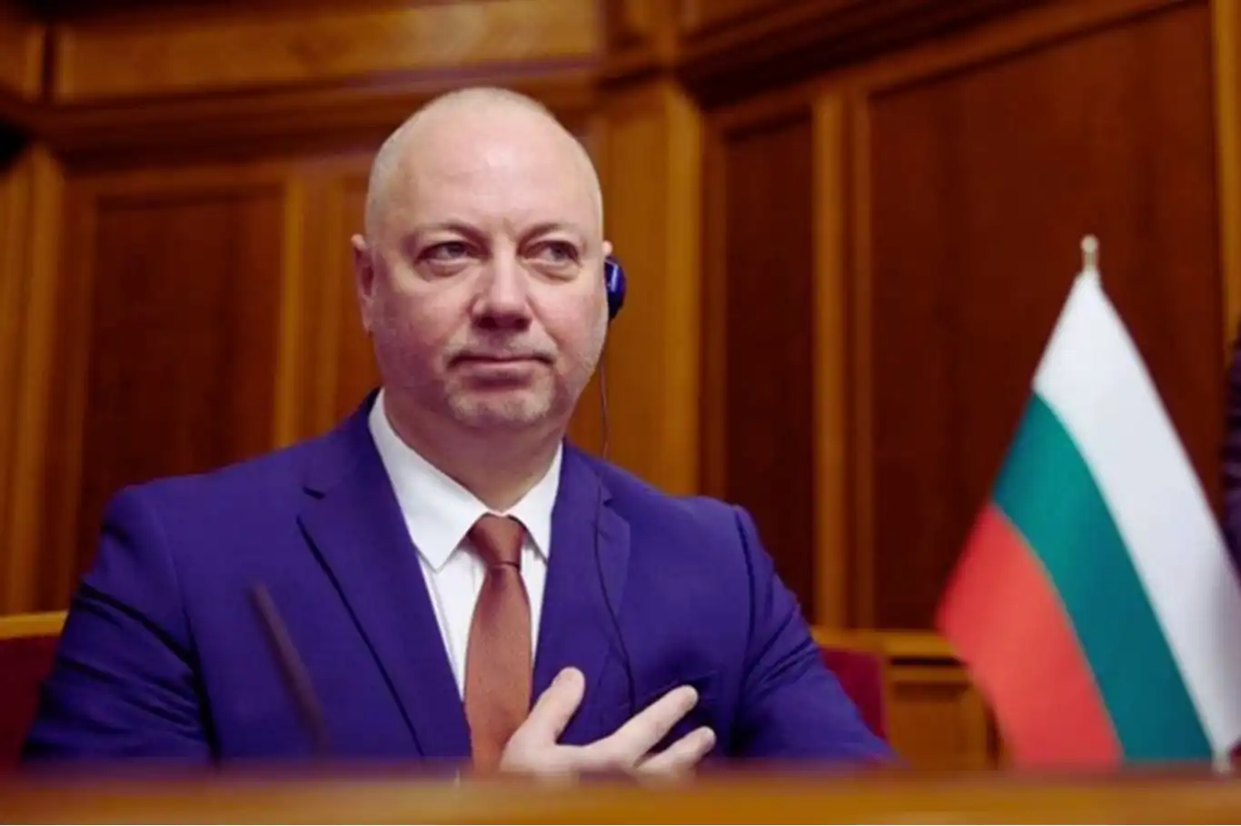 Bulgaria’s PM Rossen Jeliazkov resigns after mass anti-corruption protests