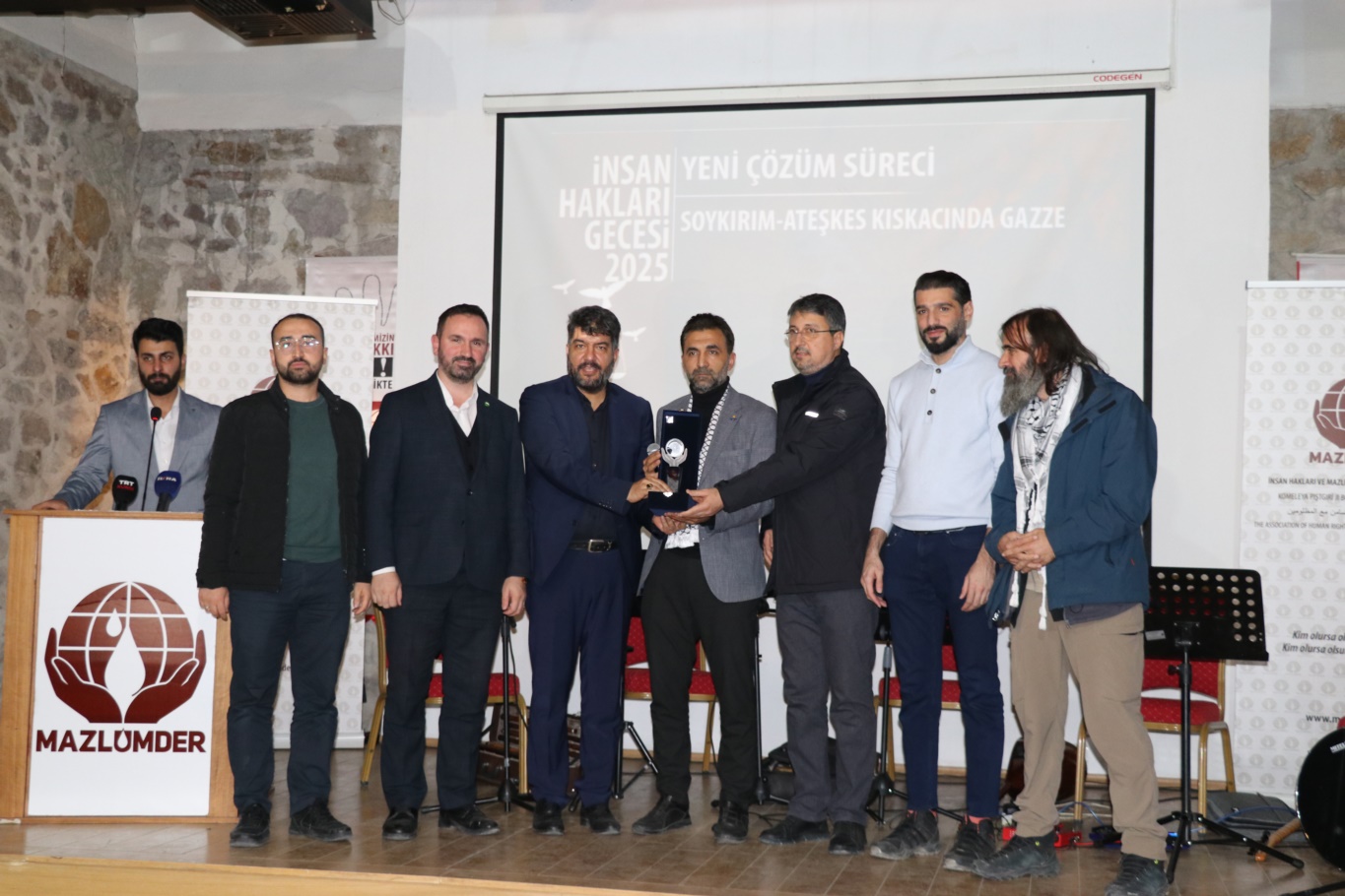 İLKHA'ya "İnsan Hakları Basın Ödülü" verildi
