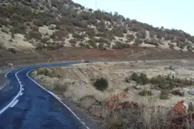 Çermik-Çüngüş yolu genişletme çalışması 2 yıldır tamamlanmayı bekliyor