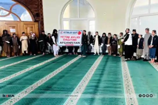 حمایت ماهانه بنیاد یتیمان از خانواده‌های نیازمند در افغانستان