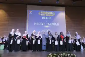 Bursa’da hafızlığını tamamlayan 59 öğrenci için icazet tören yapıldı