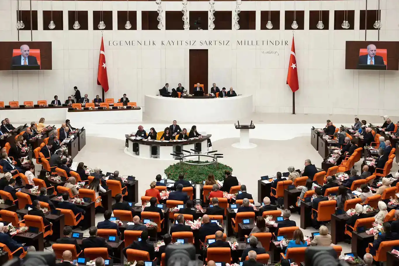 Libya tezkeresi TBMM'ye sunuldu