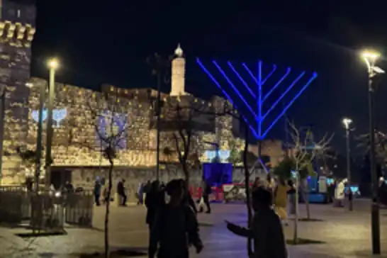 Kudüs'te tehditkâr provokasyon: Burak Duvarı'na baskın ve tehvid sloganları