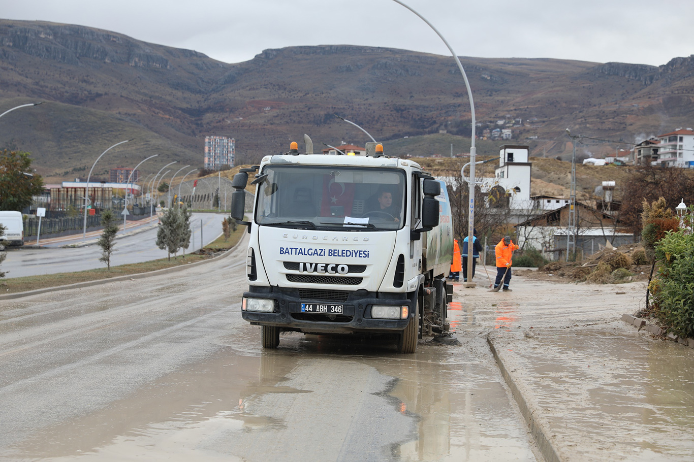 Battalgazi Belediyesi'nden kapsamlı temizlik çalışması 