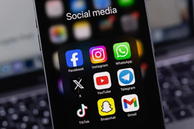 Malaysia to deem major social media, messaging platforms licensed from 2026