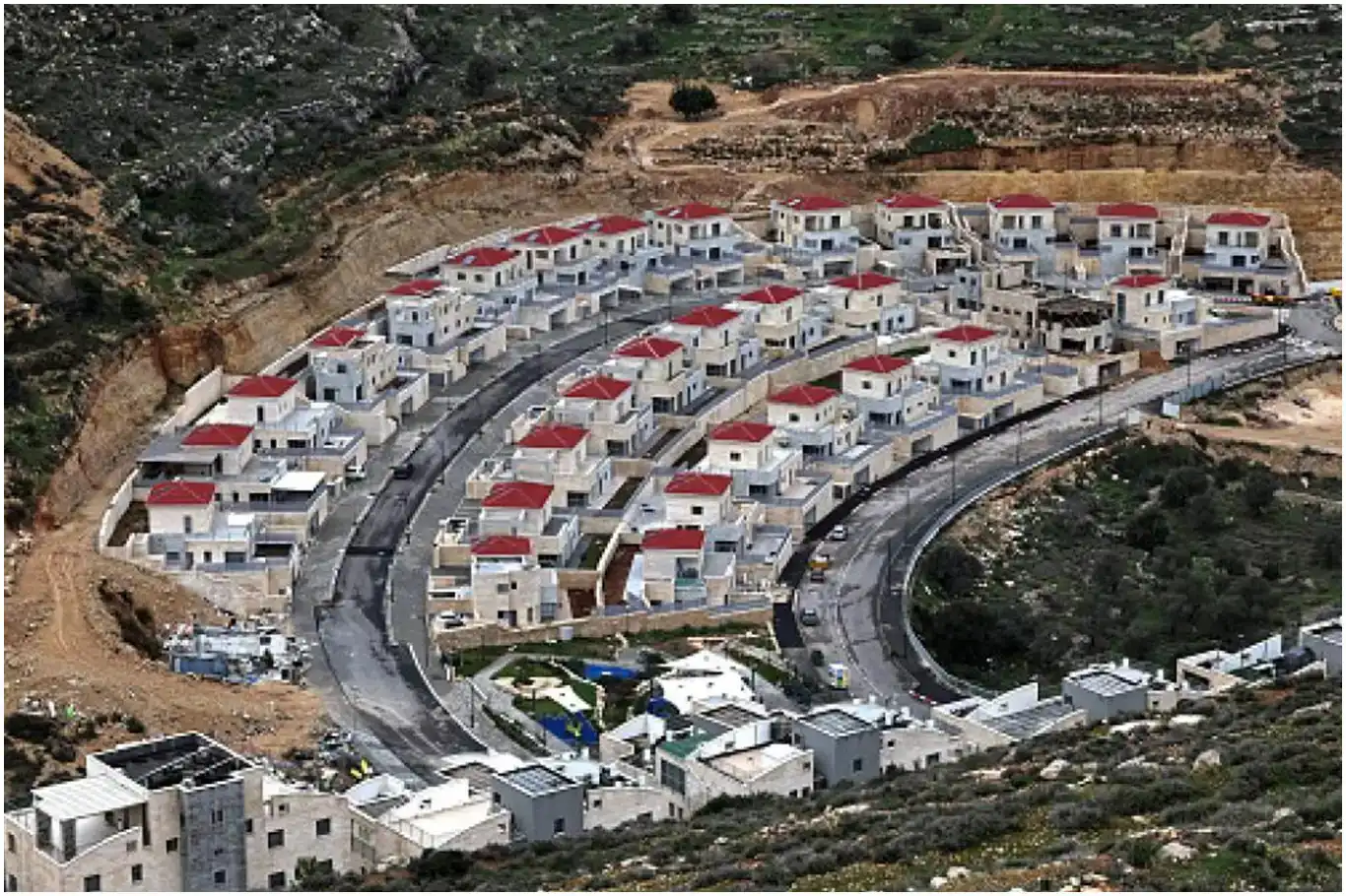 حەماس: پلانی نیشتەجێکردن لە زەوییەکانی فڕۆکەخانەی قەلەندیا دەستدرێژییەکی ڕاستەوخۆیە بۆ سەر قودس