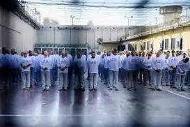 ١٨ دیلی فەلەستینی زیاتر لە ٢٥ ساڵە لە زیندانەکانی رژێمی داگیرکەردان